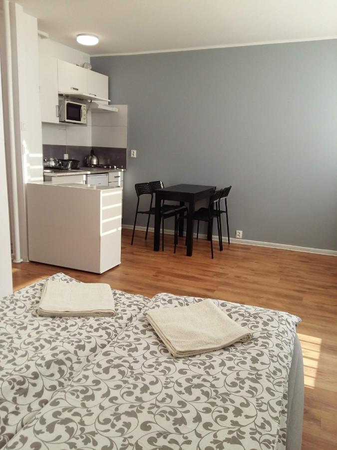 Apartament Ostrowskiego Apartment Вроцлав Екстериор снимка